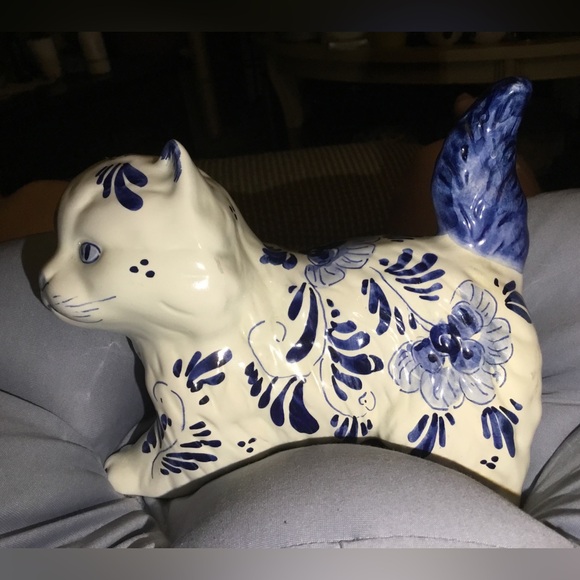 Vintage Delft Holland Blue and White  Porcelain 7.5” Cat Hand Painted - Picture 3 of 10